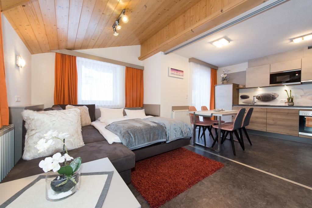 Appartements Schneezauber Lermoos Room photo