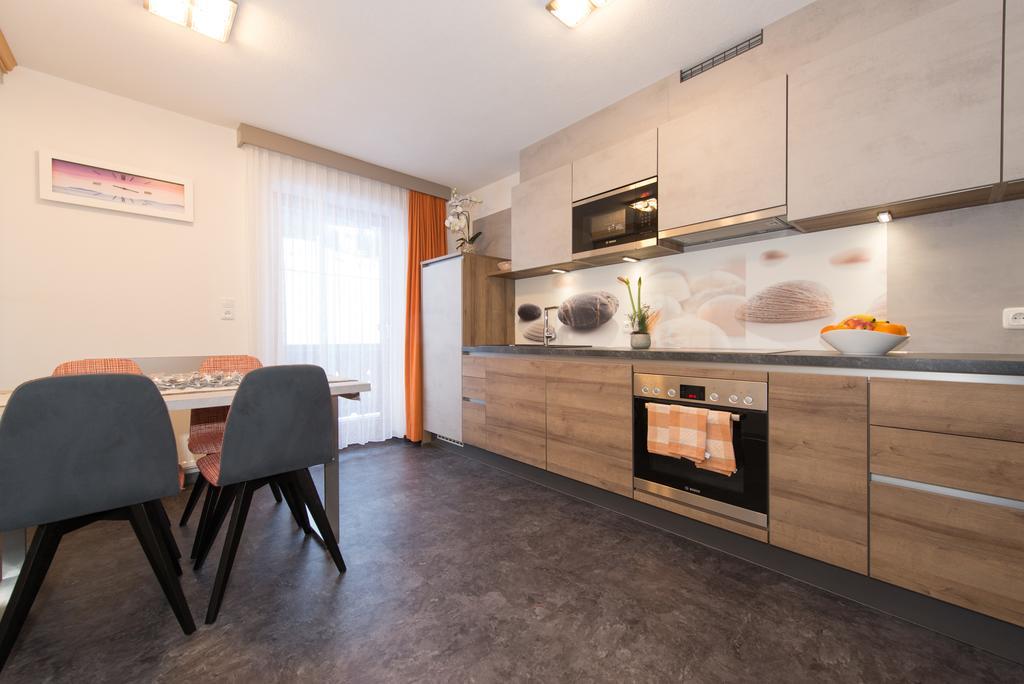 Appartements Schneezauber Lermoos Room photo