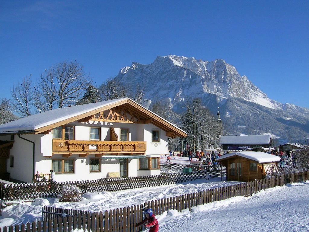 Appartements Schneezauber Lermoos Exterior photo